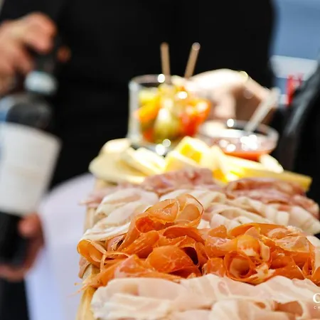 Hotel Castrum Wine Relais
