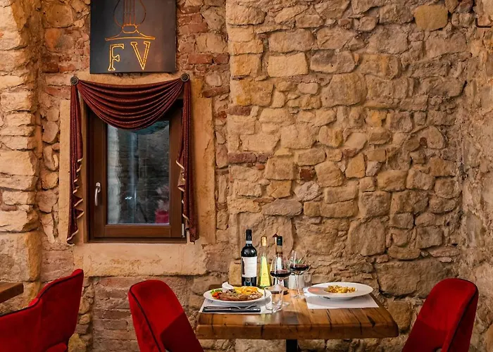 Castrum Wine Relais - Diffuso فندق سان بيترو في كاريانو