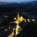 Castrum Wine Relais - Diffuso Hotel