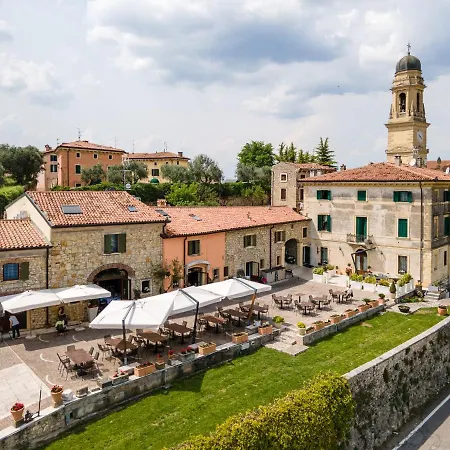 Castrum Wine Relais Hotel San Pietro in Cariano