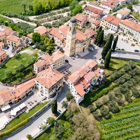 Hotel Castrum Wine Relais