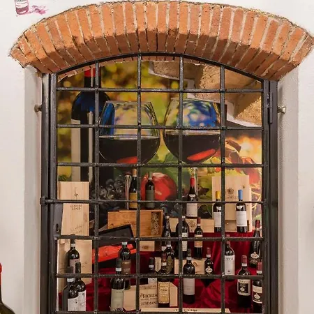 Hotel Castrum Wine Relais *