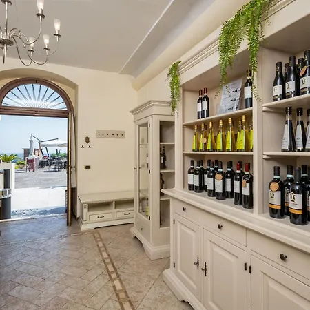 Hotel Castrum Wine Relais San Pietro in Cariano