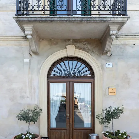 Castrum Wine Relais Hotel