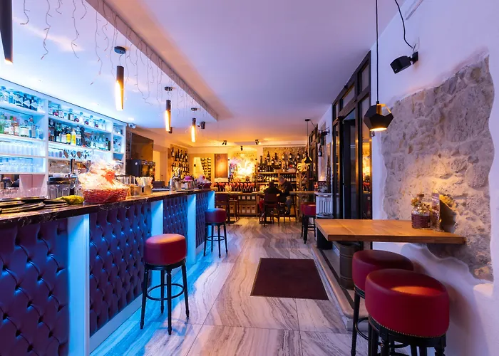 Castrum Wine Relais *